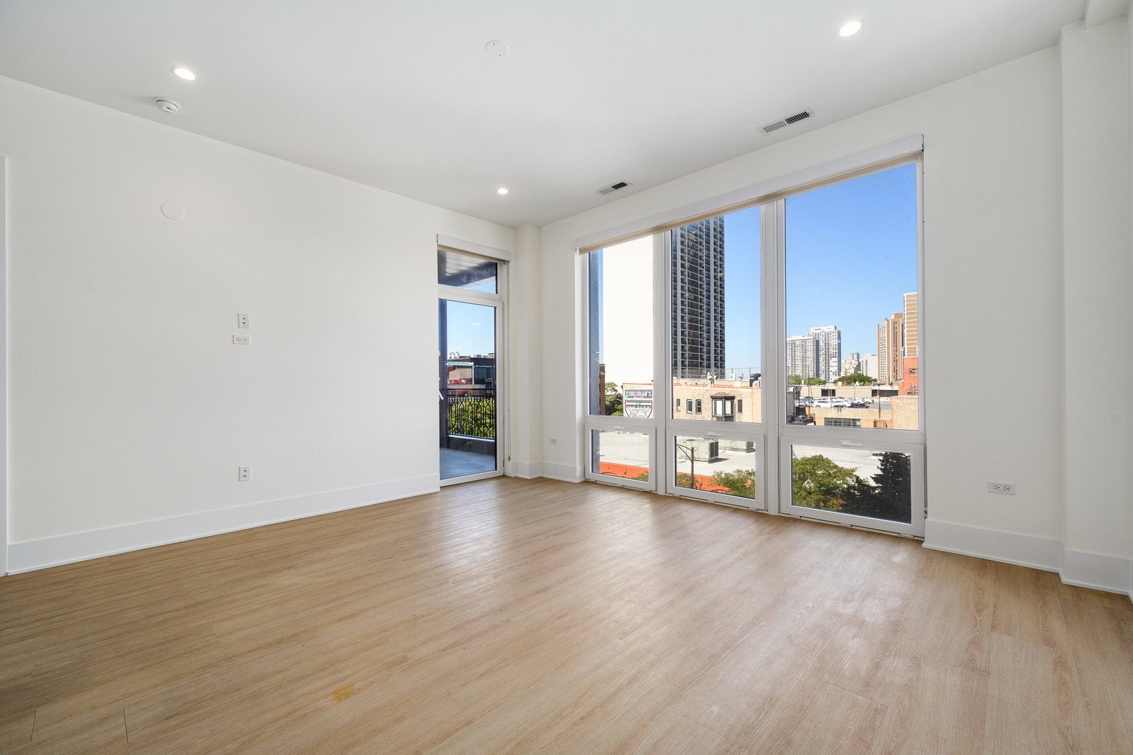 159 W North Avenue 406