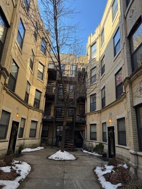 Tiny photo for 6414 N Hoyne Avenue #3W, Chicago, IL 60645 (MLS # 12371891)