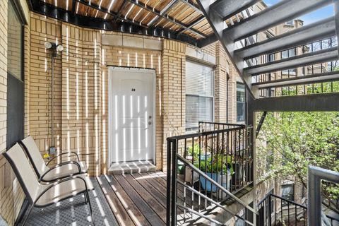 Tiny photo for 6414 N Hoyne Avenue #3W, Chicago, IL 60645 (MLS # 12371891)