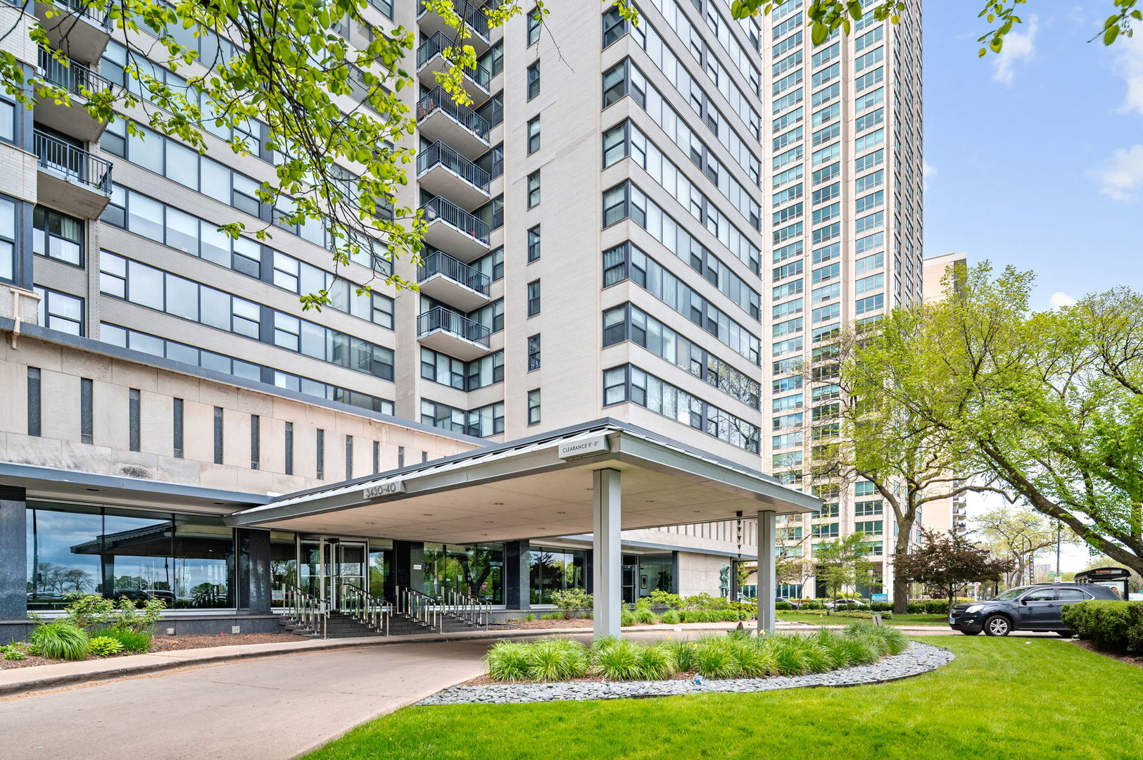 3440 N Lake Shore Drive 4C