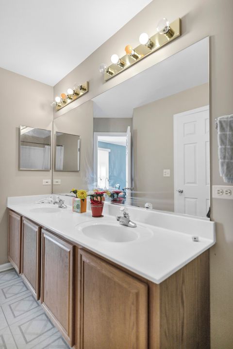 Tiny photo for 1650 Orchard Court, West Chicago, IL 60185 (MLS # 12606184)