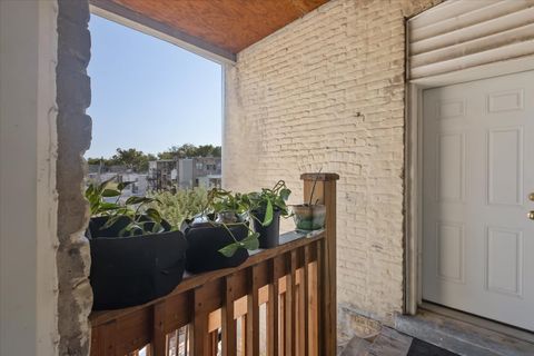 Tiny photo for 3107 W Argyle Street #3, Chicago, IL 60625 (MLS # 12468995)