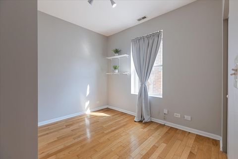 Tiny photo for 3107 W Argyle Street #3, Chicago, IL 60625 (MLS # 12468995)