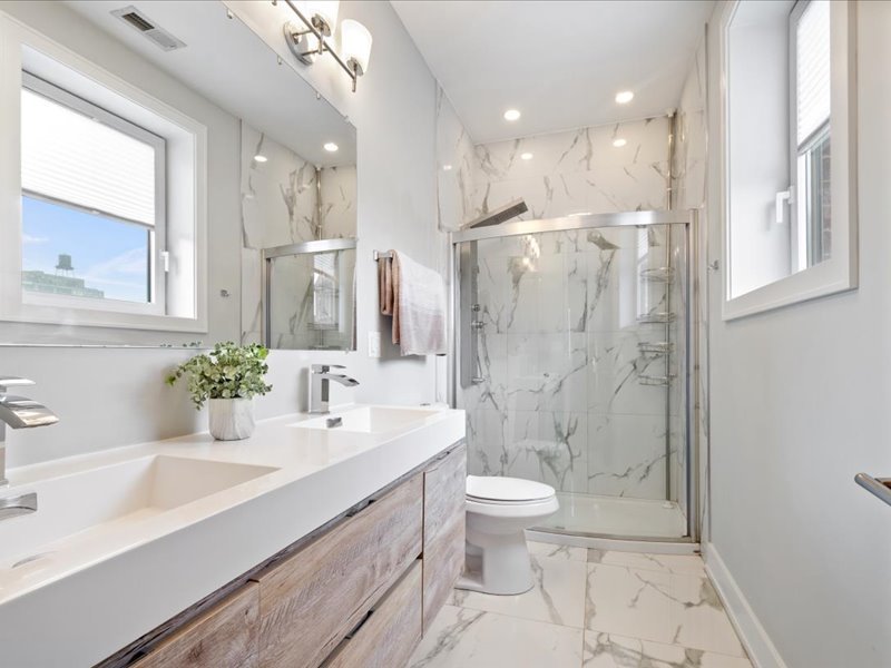 1429 W 16th Street 3E