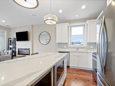 Tiny photo for 1429 W 16th Street #3E, Chicago, IL 60608 (MLS # 12584554)