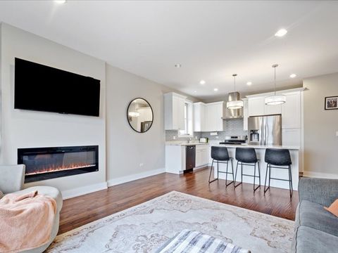 Tiny photo for 1429 W 16th Street #3E, Chicago, IL 60608 (MLS # 12584554)