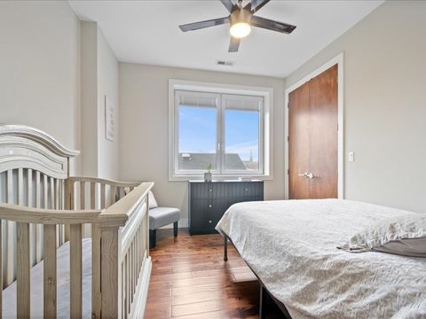 Tiny photo for 1429 W 16th Street #3E, Chicago, IL 60608 (MLS # 12584554)