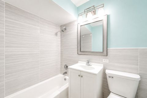 Tiny photo for 39 King Arthur Court #15, Northlake, IL 60164 (MLS # 12714501)