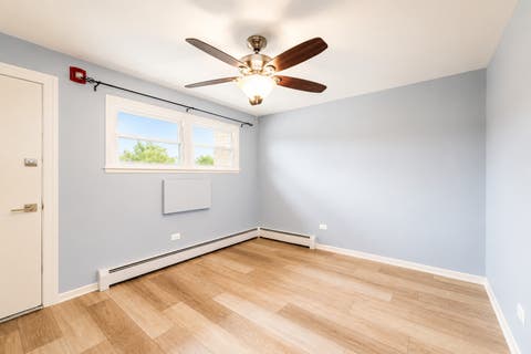 Tiny photo for 39 King Arthur Court #15, Northlake, IL 60164 (MLS # 12714501)