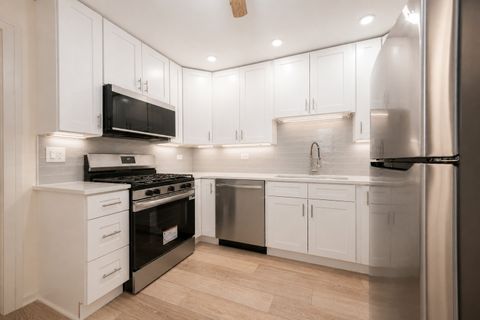 Tiny photo for 39 King Arthur Court #15, Northlake, IL 60164 (MLS # 12714501)