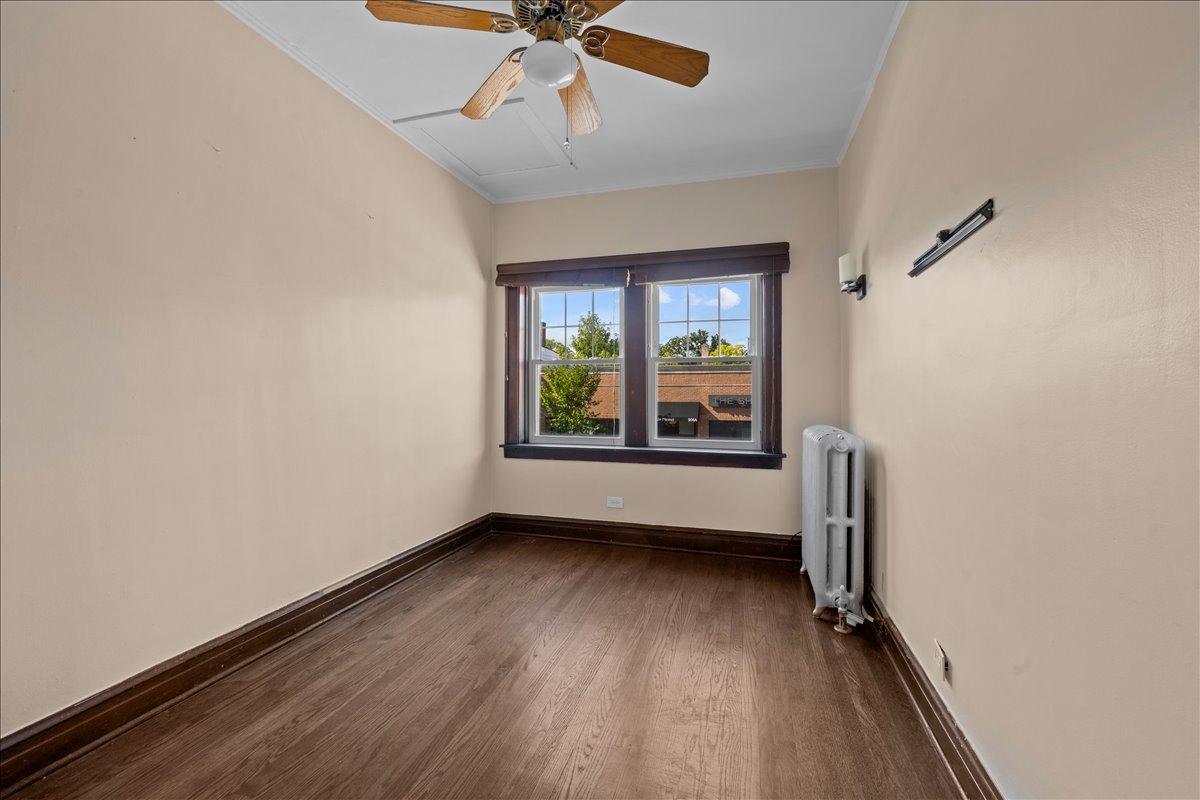 913 Green Bay Road 2N