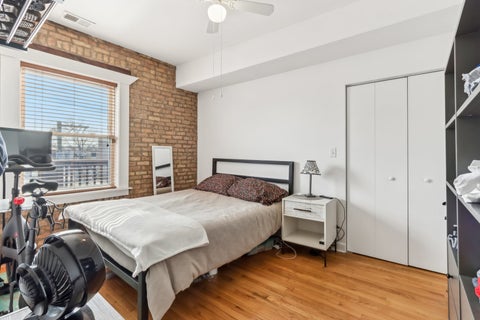 Tiny photo for 2609 W GUNNISON Street #3, Chicago, IL 60625 (MLS # 12745895)
