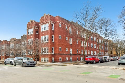 Photo of 2609 W GUNNISON Street #3, Chicago, IL 60625 (MLS # 12745895)