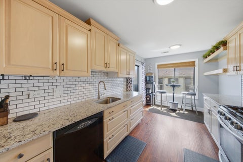 Tiny photo for 831 E Carriage Lane #2, Palatine, IL 60074 (MLS # 12723588)