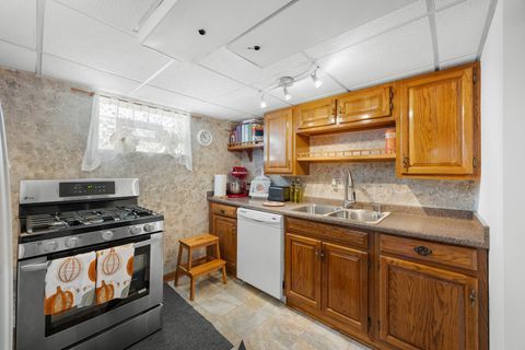 Tiny photo for 4339 N Newland Avenue, Harwood Heights, IL 60706 (MLS # 12484721)