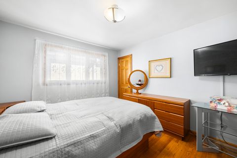 Tiny photo for 4339 N Newland Avenue, Harwood Heights, IL 60706 (MLS # 12484721)