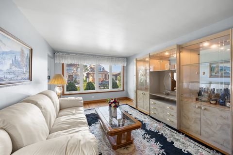 Tiny photo for 4339 N Newland Avenue, Harwood Heights, IL 60706 (MLS # 12484721)