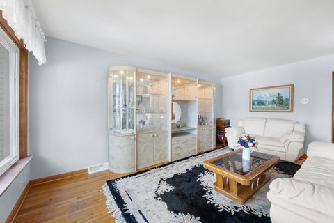 Tiny photo for 4339 N Newland Avenue, Harwood Heights, IL 60706 (MLS # 12484721)