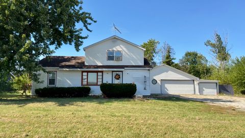 Photo of 2707 N US Highway 45-52, Clifton, IL 60927 (MLS # 12484867)