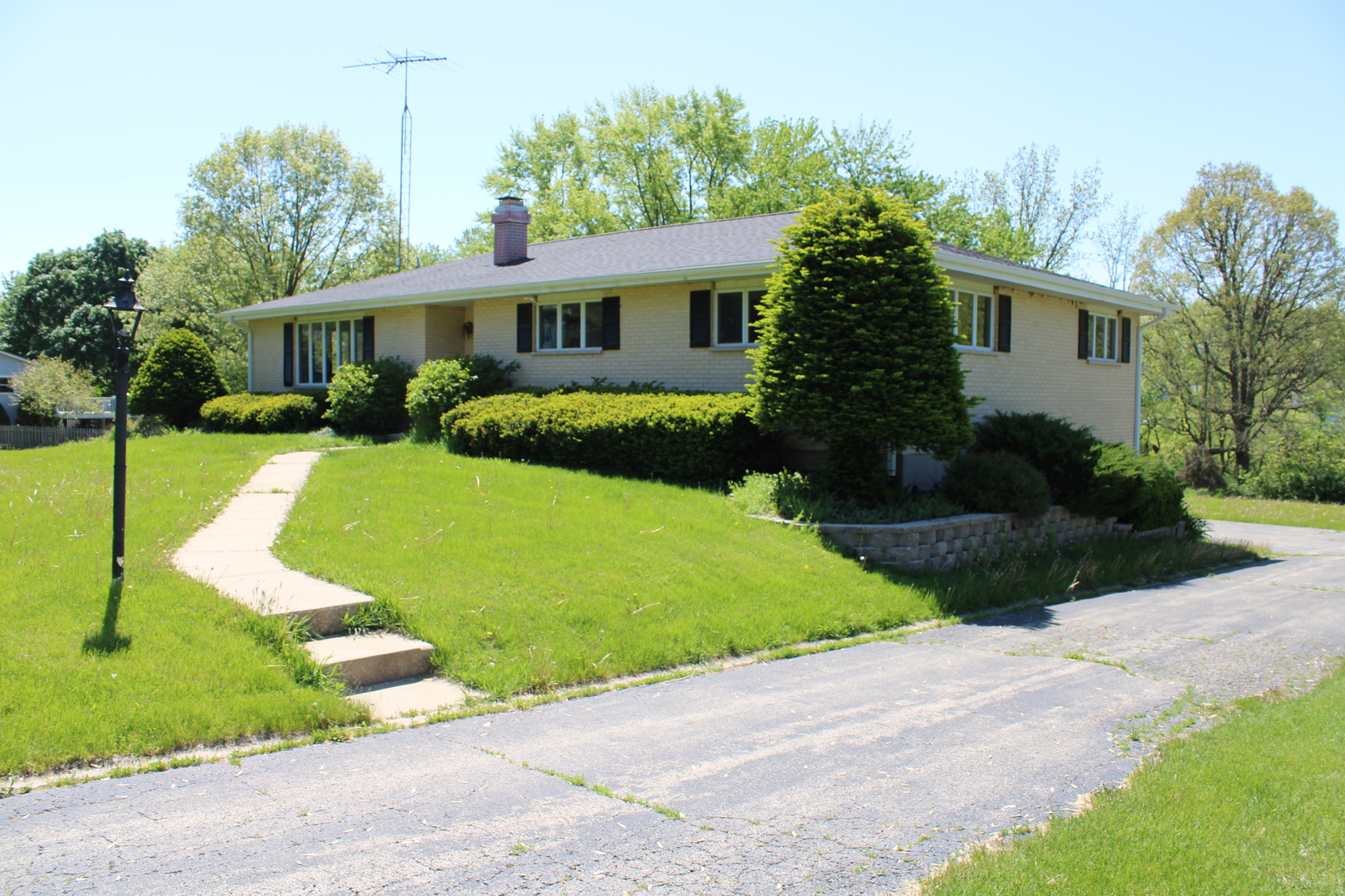 1598 Lake Holiday Drive