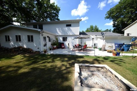 Tiny photo for 4211 FOX CREEK Street, Mt Vernon, IL 62864 (MLS # EB459236)