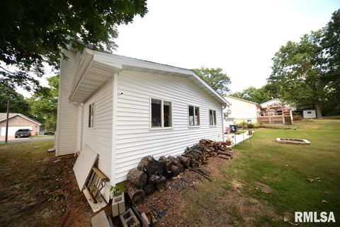 Tiny photo for 4211 FOX CREEK Street, Mt Vernon, IL 62864 (MLS # EB459236)