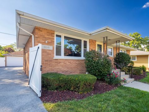 Tiny photo for 18010 Oakley Avenue, Lansing, IL 60438 (MLS # 12469564)