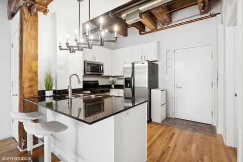 Tiny photo for 106 N Aberdeen Street #5G, Chicago, IL 60607 (MLS # 12491810)