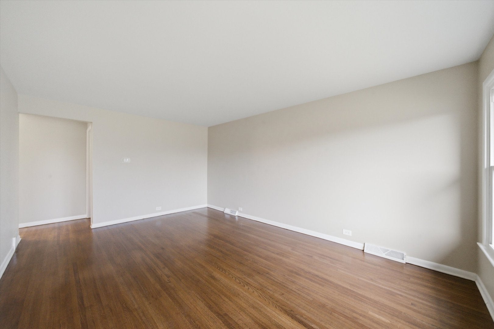 3798 W 76th Place