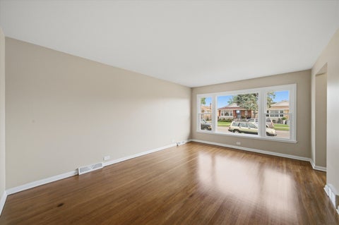 Tiny photo for 3798 W 76th Place, Chicago, IL 60652 (MLS # 12748417)