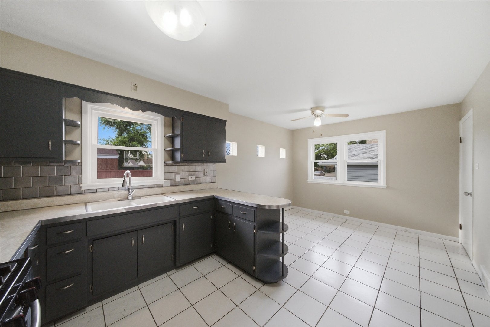 3798 W 76th Place
