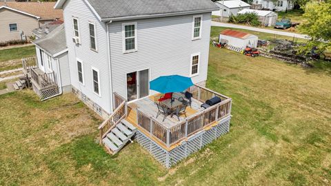 Tiny photo for 402 W Ash Street, Fairbury, IL 61739 (MLS # 12459240)