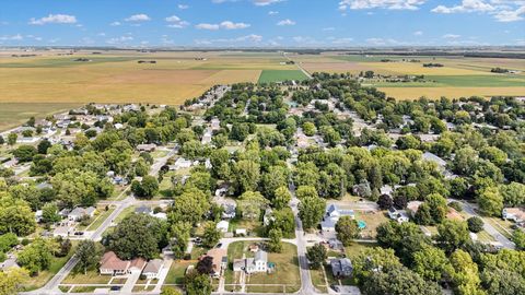 Tiny photo for 402 W Ash Street, Fairbury, IL 61739 (MLS # 12459240)