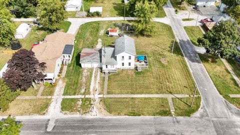 Tiny photo for 402 W Ash Street, Fairbury, IL 61739 (MLS # 12459240)