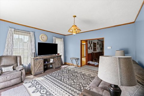 Tiny photo for 402 W Ash Street, Fairbury, IL 61739 (MLS # 12459240)