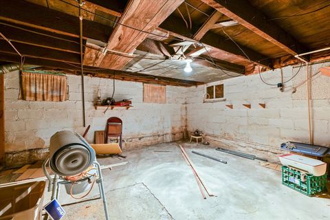 Tiny photo for 402 W Ash Street, Fairbury, IL 61739 (MLS # 12459240)