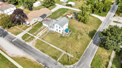 Tiny photo for 402 W Ash Street, Fairbury, IL 61739 (MLS # 12459240)