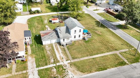 Tiny photo for 402 W Ash Street, Fairbury, IL 61739 (MLS # 12459240)