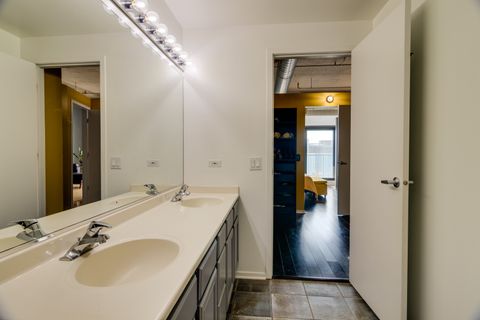 Tiny photo for 1530 S State Street #421, Chicago, IL 60605 (MLS # 12623129)