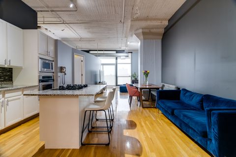 Tiny photo for 1530 S State Street #421, Chicago, IL 60605 (MLS # 12623129)