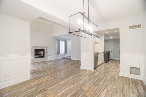 Tiny photo for 14451 S Ravinia Avenue #1, Orland Park, IL 60462 (MLS # 12546761)