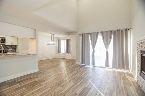 Tiny photo for 14451 S Ravinia Avenue #1, Orland Park, IL 60462 (MLS # 12546761)