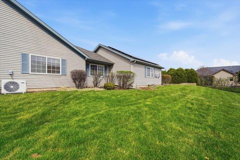 Tiny photo for 3715 Wine Way, Bloomington, IL 61704 (MLS # 12562368)