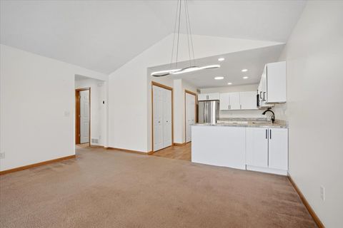 Tiny photo for 3715 Wine Way, Bloomington, IL 61704 (MLS # 12562368)