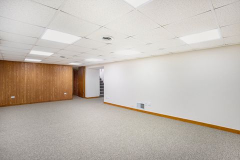 Tiny photo for 18518 Glen Oak Avenue, Lansing, IL 60438 (MLS # 12422880)