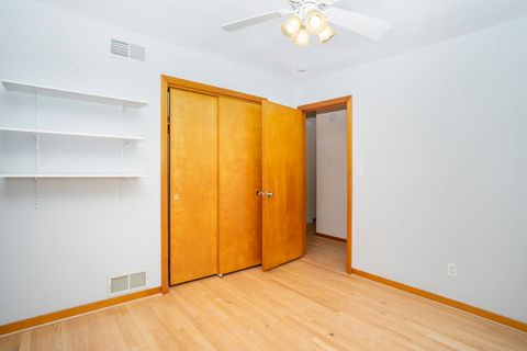 Tiny photo for 18518 Glen Oak Avenue, Lansing, IL 60438 (MLS # 12422880)