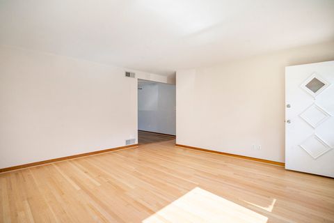 Tiny photo for 18518 Glen Oak Avenue, Lansing, IL 60438 (MLS # 12422880)