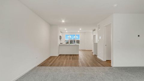 Tiny photo for 414 Lakeshore Court, St. Charles, IL 60174 (MLS # 12623868)