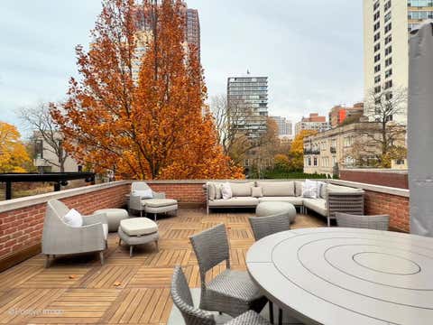 Tiny photo for 3026 N Lake Shore Drive, Chicago, IL 60657 (MLS # 12730104)