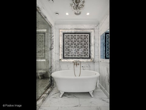 Tiny photo for 3026 N Lake Shore Drive, Chicago, IL 60657 (MLS # 12730104)
